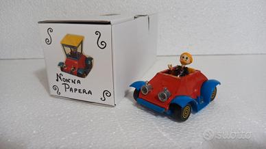 Polistil auto Nonna Papera