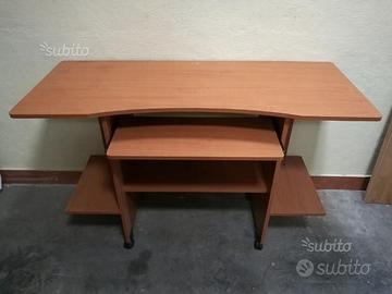 Mobili con ruote 3 diversi