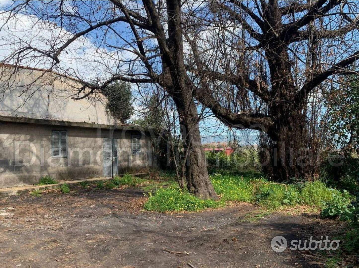 Soluzione singola con terreno a Macchia di Giarre - Vista 3