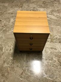 Cassettiera in legno