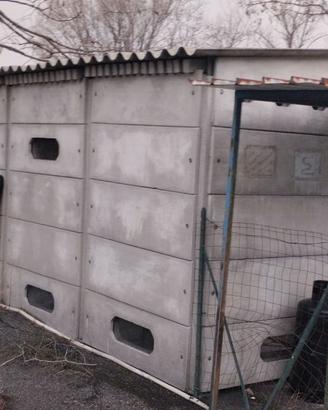 Box porta bombole in cemento , da esterno