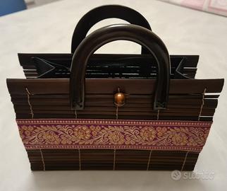 Borsetta Thailandese lavorata a mano