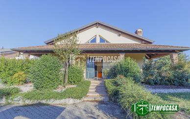 Villa a Piacenza Via Franco Fornari 5 locali