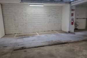 Posto moto in Via Lucini n. 4, Milano