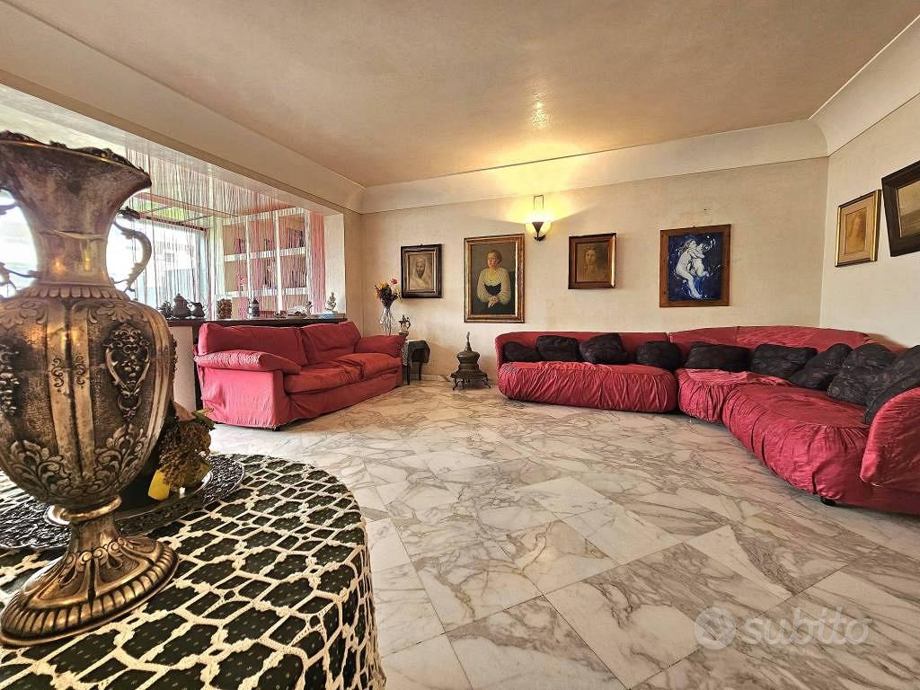 Appartamento di 227 m² con più di 5 locali a Messi - Vista 3