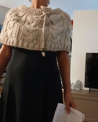 coprispalle donna beige lavorato 
