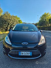 ford fiesta neopatentati 