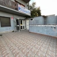 Locale commerciale + eventuale t-1