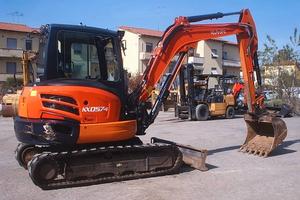MiniEscavatore usato KUBOTA KX57-4