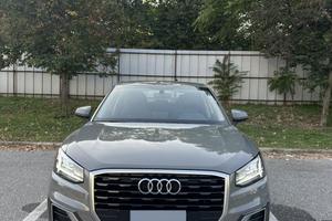 Audi Q2 30 TDI S-tronic automatica Business Design