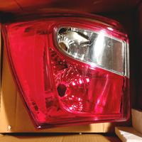 FARO SUZUKI SX4 S-CROSS POSTERIORE SINISTRO