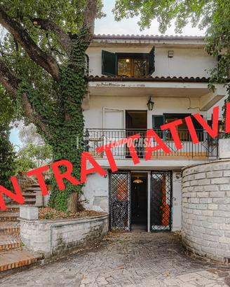 VILLA UNIFAMILIARE CON GIARDINO