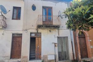 Soluzione semindipendente con giardino