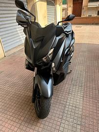 Xmax 250