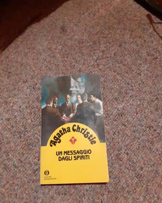 Messaggio dagli spiriti di Agatha Christie