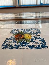 Tavoli artigianali unici, piastrelle Caltagirone