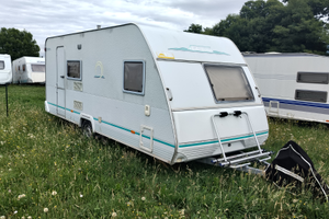 KNAUS EIFELLAND 6 posti letto "super accessoriata"