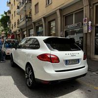 Porsche cayenne 2014 tagliandata