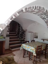 Due immobili al prezzo di uno in lunigiana