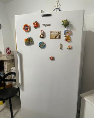 Congelatore verticale Whirlpool