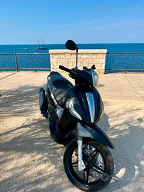 Piaggio Beverly 350 sport touring