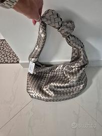 borsa con nodo grande