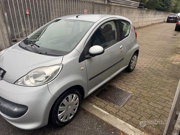 Peugeot 107 1.0 68CV 3p. Neopatentati