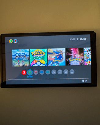 Nintendo switch oled + giochi + accessori