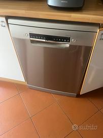 Lavastoviglie Bosch Serie 4 SMS4EMI02E