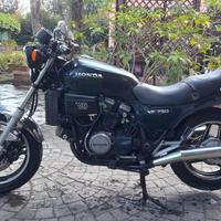 HONDA VF 750 FOUR A V EPOCA ORIGINALE FMI ASI ROMA