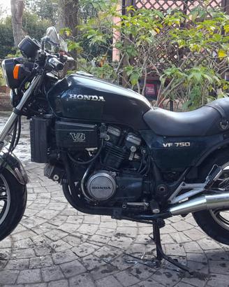 HONDA VF 750 FOUR A V EPOCA ORIGINALE FMI ASI ROMA