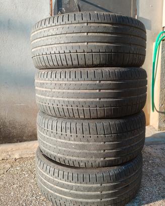 Gomme Falken