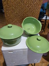 Coppia di casseruole da forno con coperchio