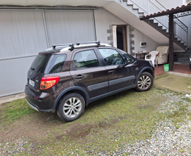 Suzuki Suzuky SX4 4X4 . fiat sedici 16