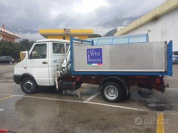 Iveco Daily 35-12 Ribaltabile con gru