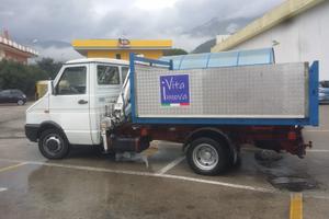 Iveco Daily 35-12 Ribaltabile con gru