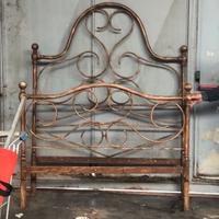 Letto antico