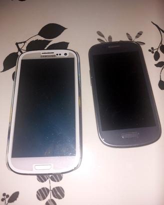 3 telefono samsung rotti