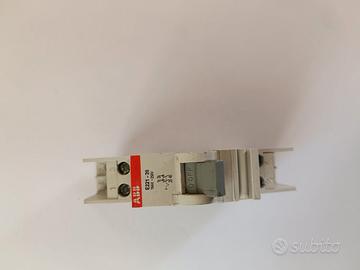 ABB E221-20 Interruttore di Manovra Sezionatore Mo