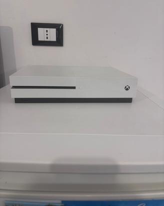 Xbox One S (con scatola originale)