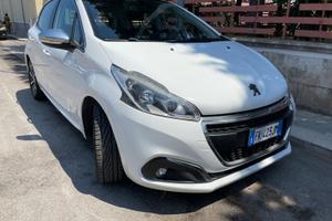 Peugeot 208 2017 5p 1.6 bluehdi Allure 75cv
