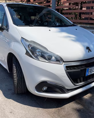 Peugeot 208 2017 5p 1.6 bluehdi Allure 75cv