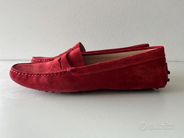 Mocassino gommino TOD'S scamosciato rosso donna