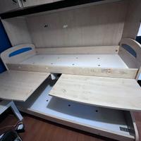 LETTO A CASTELLO + SCRIVANIA ESTRAIBILE