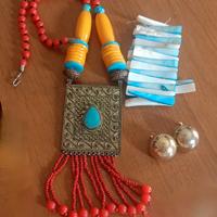 Set di bijoux etnico  e colorato 