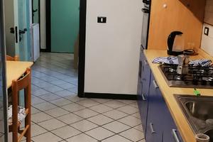 GUIDONIA TRILOCALE ARREDATO Con BALCONE/P.AUTO