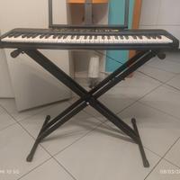 Tastiera Yamaha PSR-F52