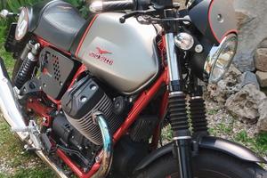 Moto Guzzi 750 Racer 