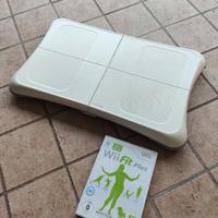 Wii balance board + Wii fit plus