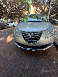 Lancia ypsilon fine 2013